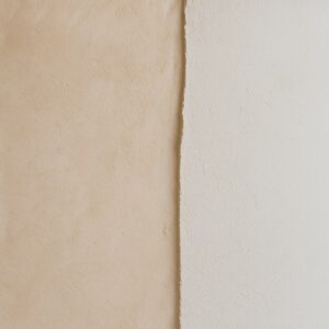 不陸のイメージ、段差か仕上げの精度に影響を与える。