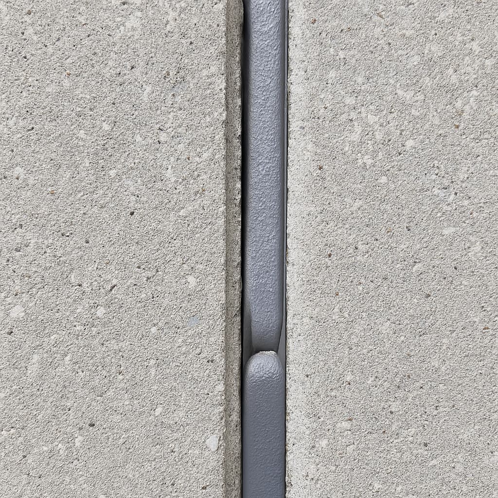 伸縮目地のイメージ